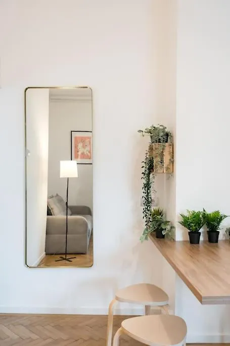Downtown Cozy Apartment Old Town Bucharest